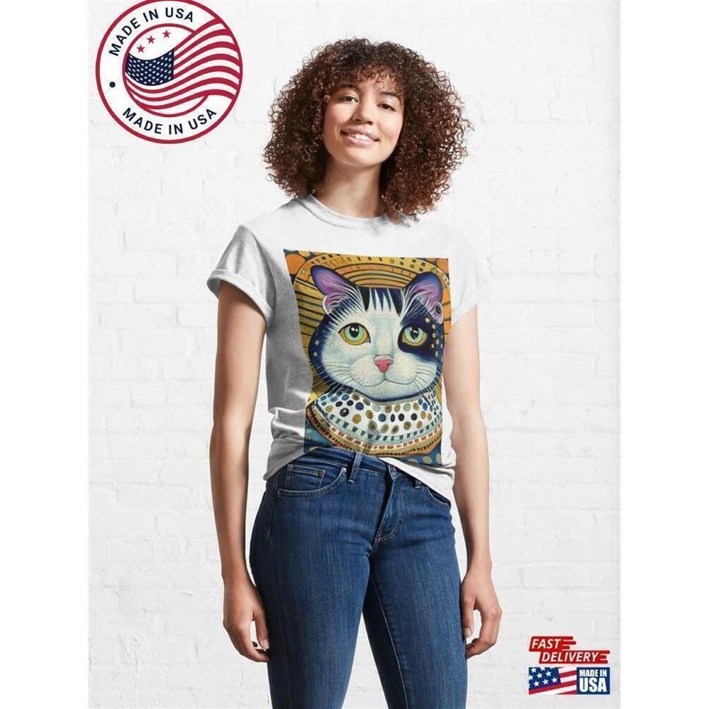 Art Nouveau Cat Klimt Style Masterpiece Artistic Look T-Shirt